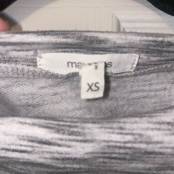 grey zip shoulder sweater (xs) - Picture 4 of 5